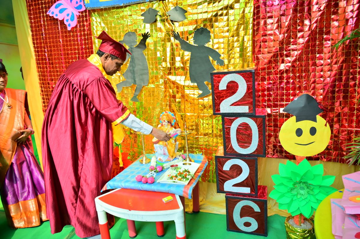 Alphores — Graduation Day
